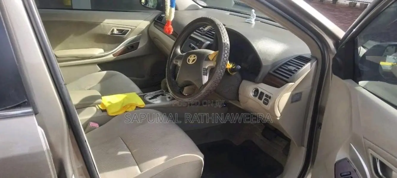 Toyota Premio 260 G Superior 2010 Car (Used)