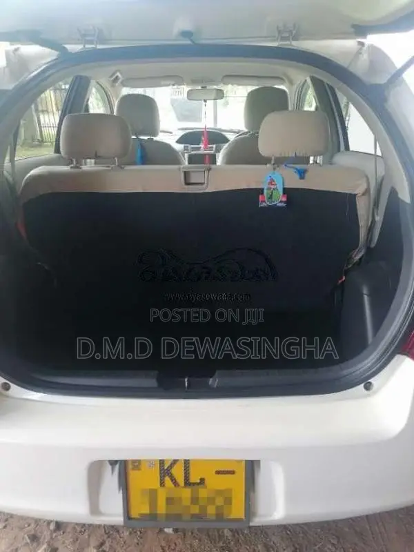 Toyota Vitz 2007 Car (Used)
