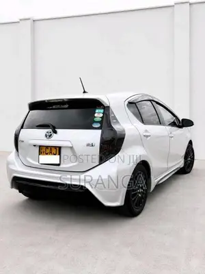 Toyota Aqua 2012 Car (Used)