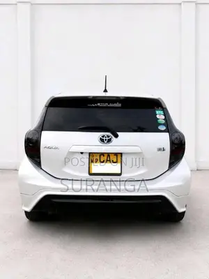 Toyota Aqua 2012 Car (Used)