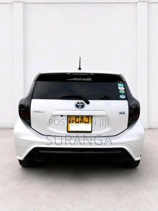 Toyota Aqua 2012 Car (Used)