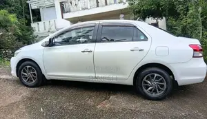 Toyota Belta 2009 Car (Used)