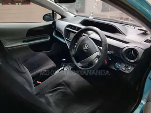 Toyota Aqua 2012 Car (Used)