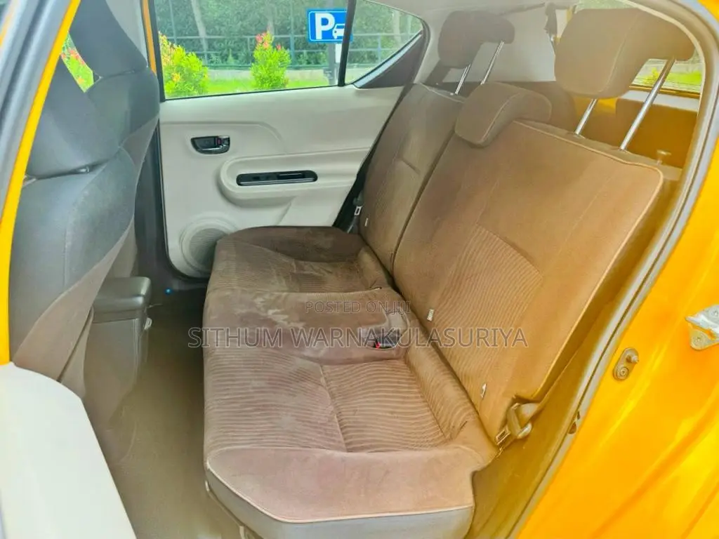 Toyota Aqua G Grade 2014 Car (Used)