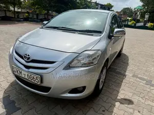 Toyota Belta 2007 Car (Used)