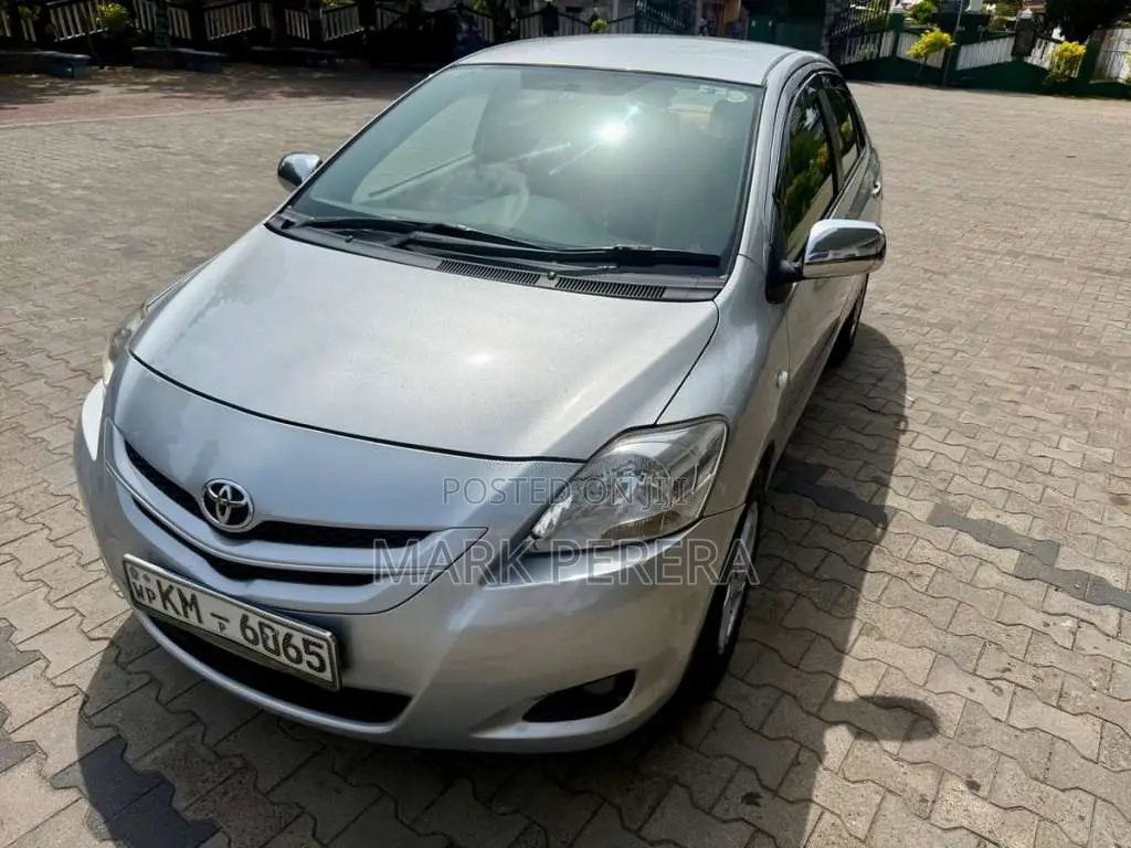 Toyota Belta 2007 Car (Used)