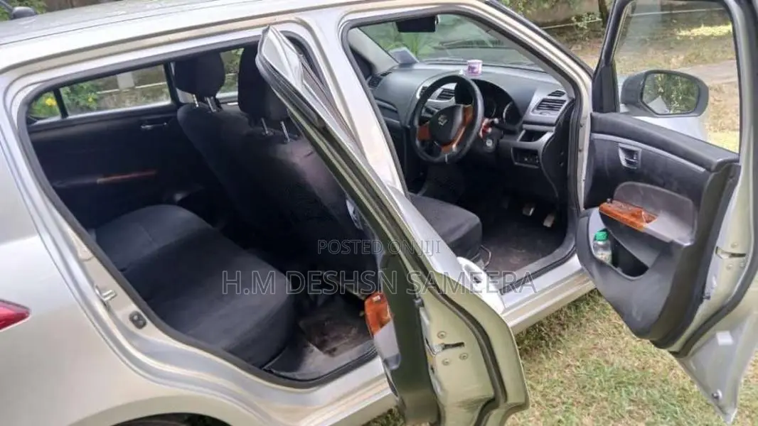 Suzuki Swift 2011 Car (Used)