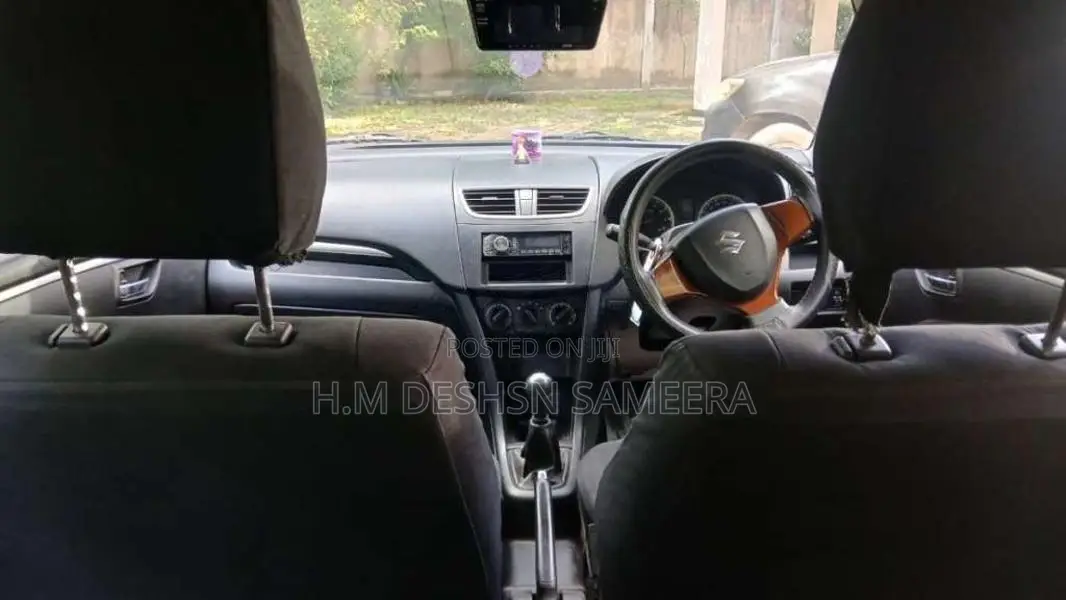 Suzuki Swift 2011 Car (Used)