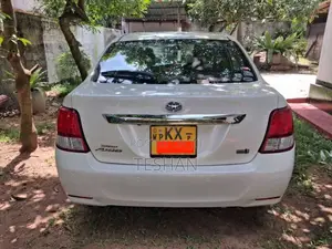 Toyota Axio 2013 Car (Used)