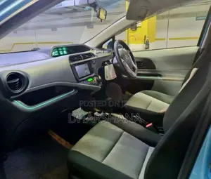 Toyota AQUA 2013 Car (Used)