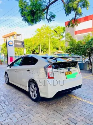 Toyota Prius 2012 Car (Used)