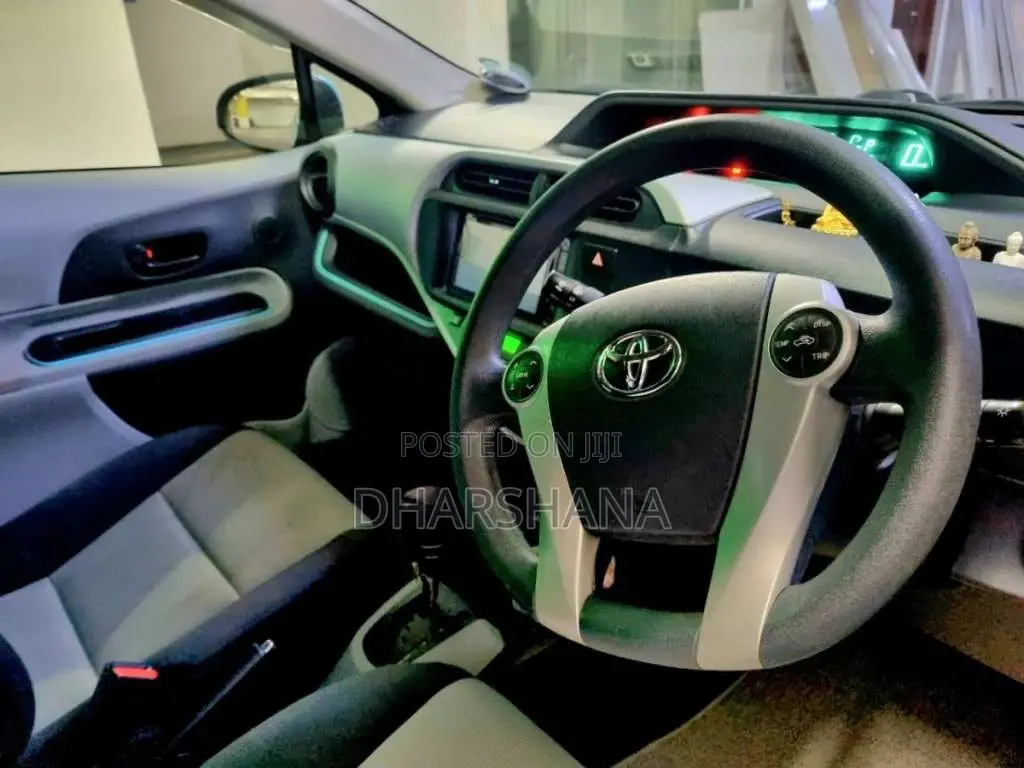 Toyota AQUA 2013 Car (Used)