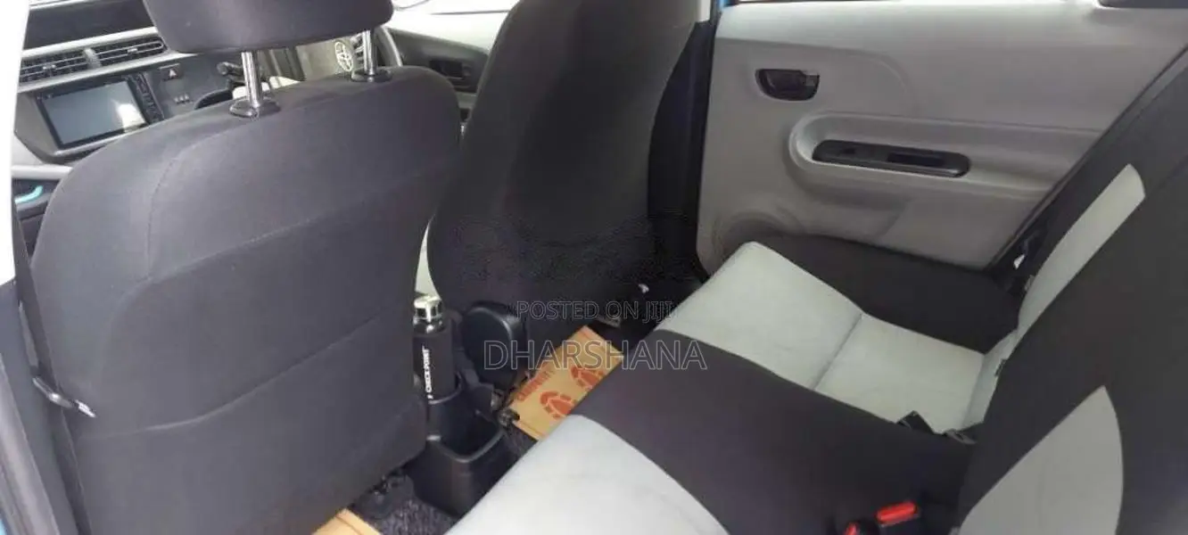Toyota AQUA 2013 Car (Used)