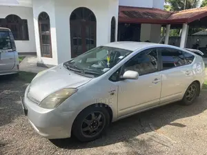 Toyota Prius 2007 Car (Used)