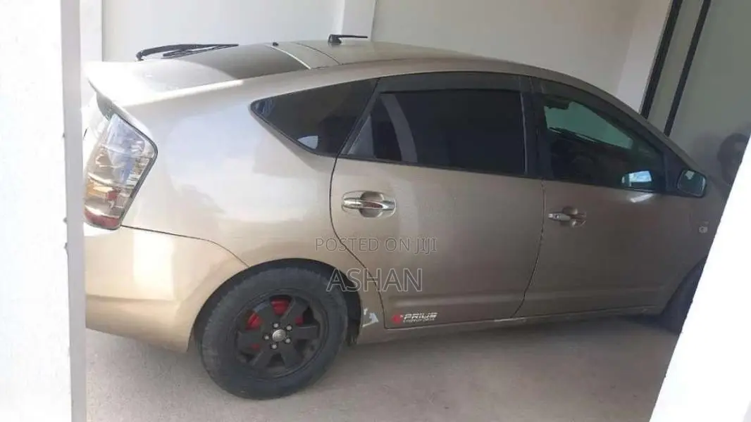 Toyota Prius 2008 Car (Used)