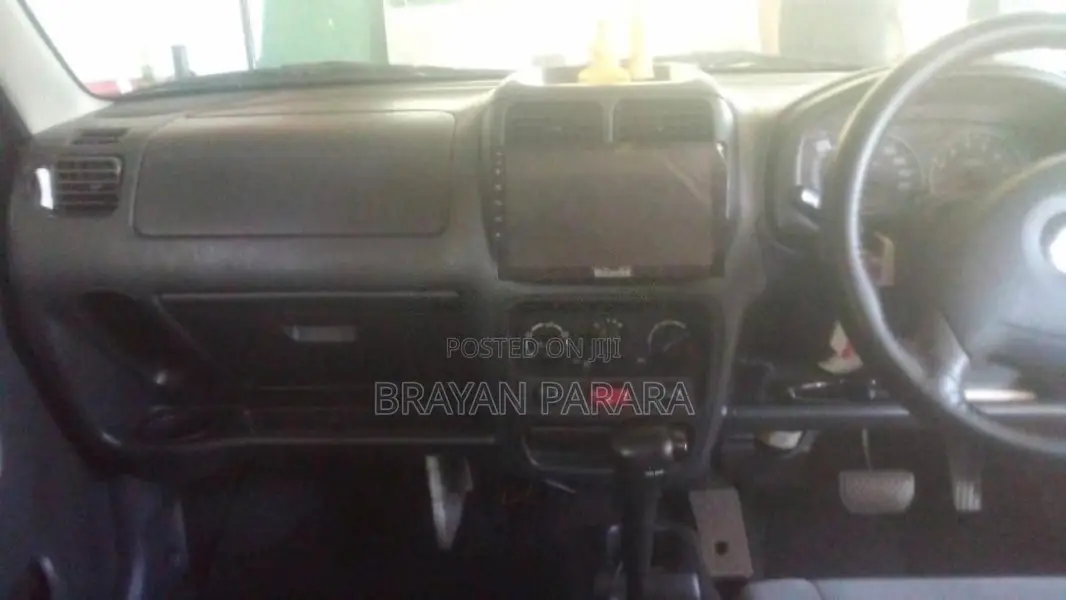 Suzuki Swift 2004 Car (Used)