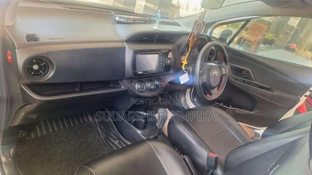 Toyota Vitz 2019 Car (Used)