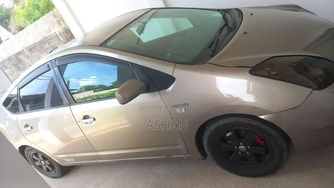 Toyota Prius 2008 Car (Used)