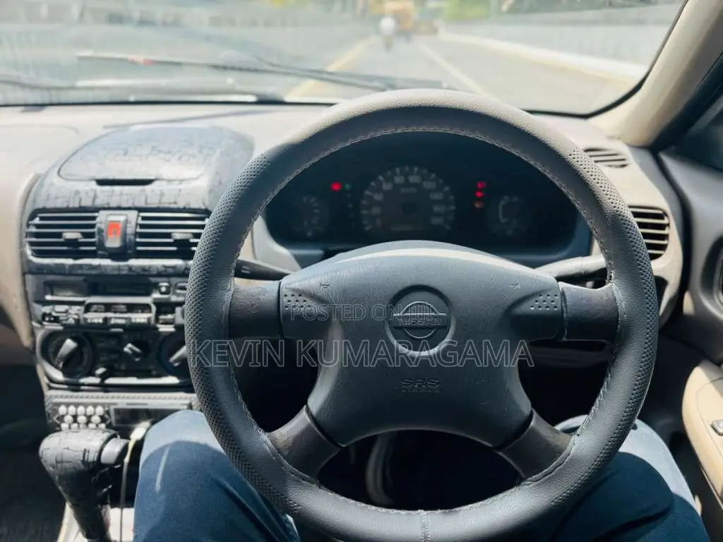Nissan FB15 2000 Car (Used)