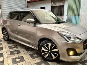 Suzuki Swift 2017 Car (Used)