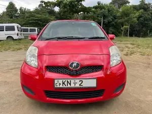 Toyota Vitz 2008 Car (Used)