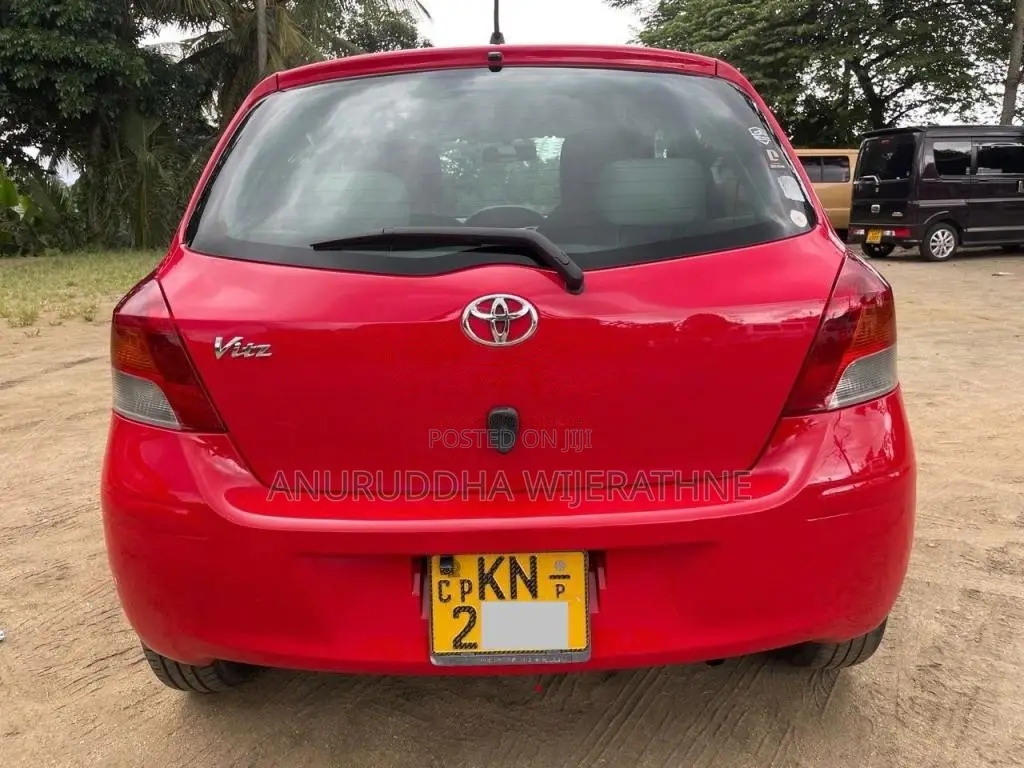 Toyota Vitz 2008 Car (Used)