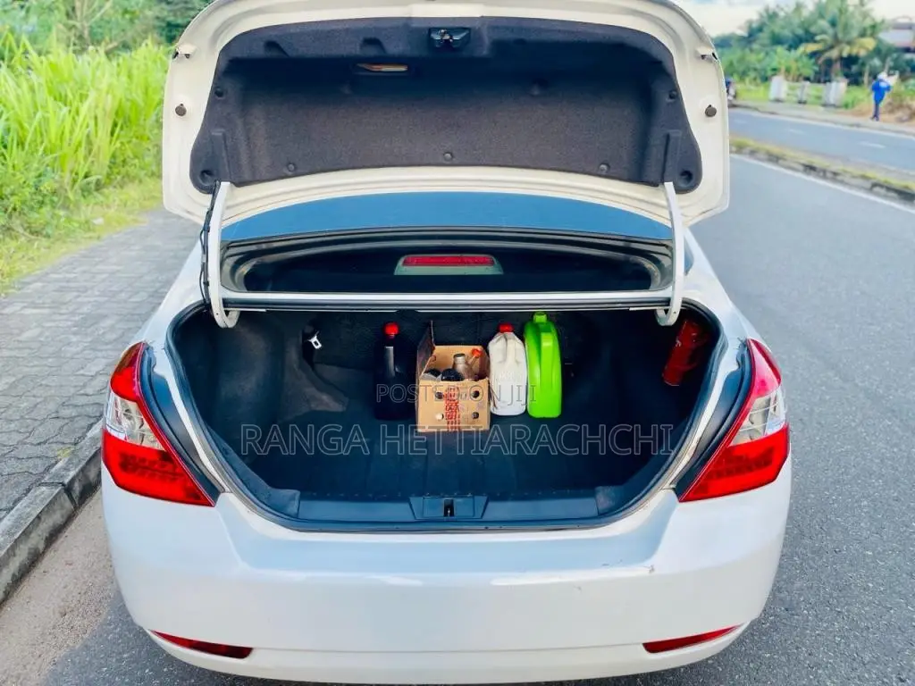 Micro Emgrand 7 2016 Car (Used)