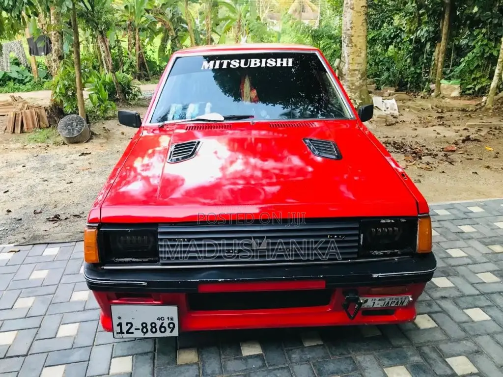 Mitsubishi Lancer Box 1980 Car (Used)