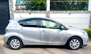 Toyota Aqua 2013 Car (Used)