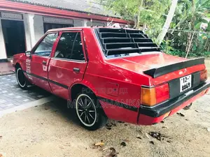 Mitsubishi Lancer Box 1980 Car (Used)