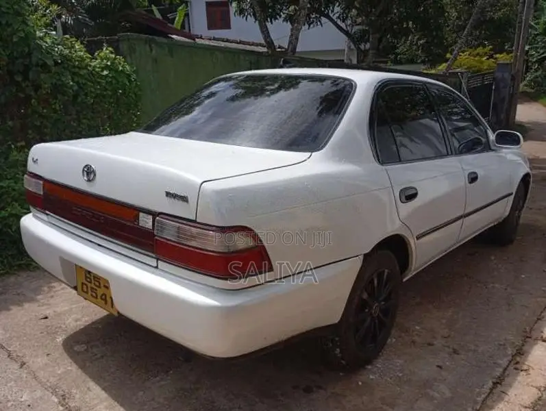 Toyota Corolla 1992 Car (Used)