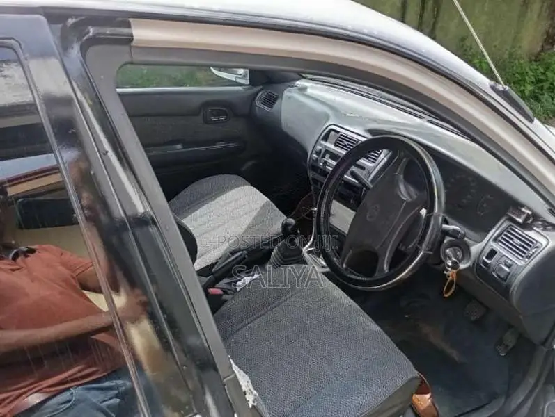 Toyota Corolla 1992 Car (Used)