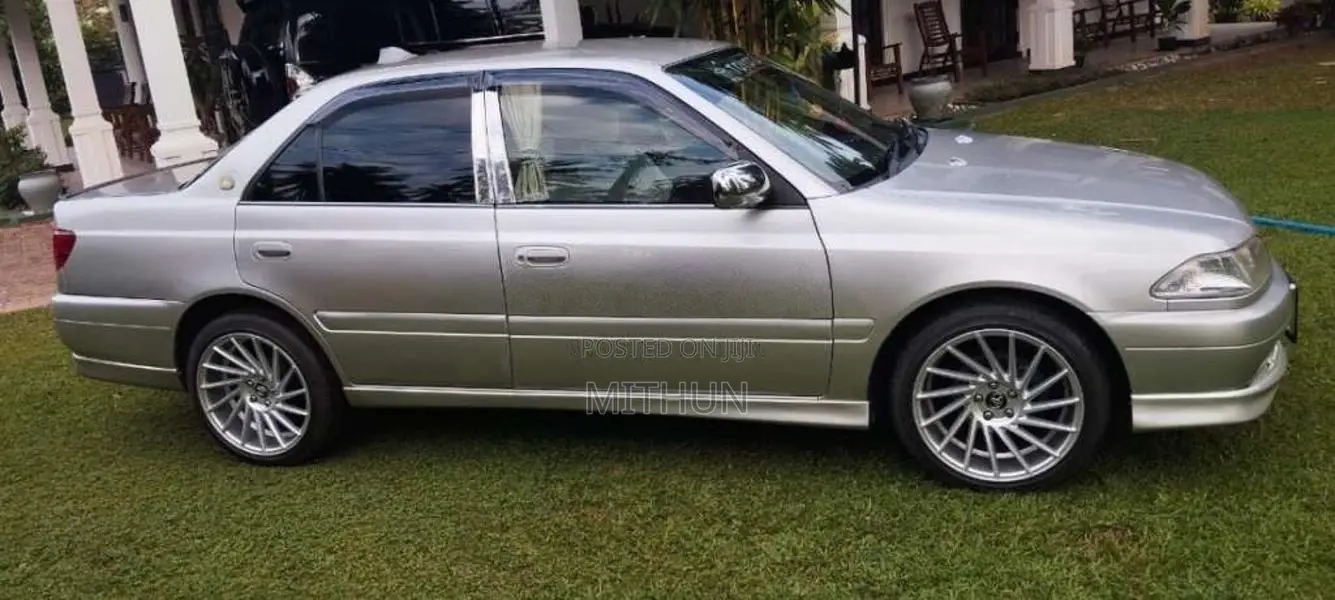 Toyota Carina Si 2000 Car (Used)