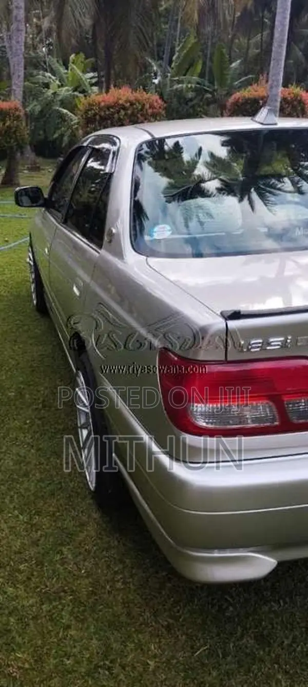 Toyota Carina Si 2000 Car (Used)