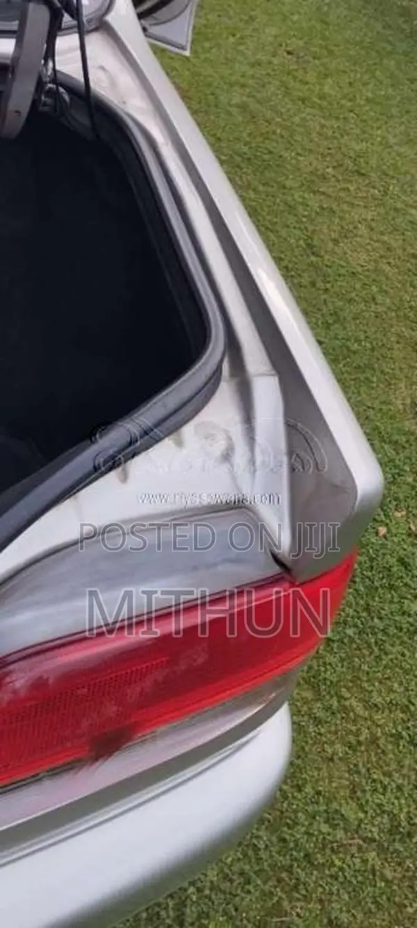 Toyota Carina Si 2000 Car (Used)