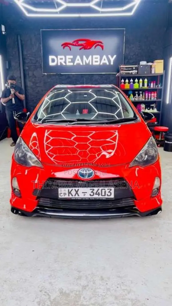 Toyota Aqua 2012 Car (Used)