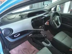 Toyota Aqua 2014 Car (Used)