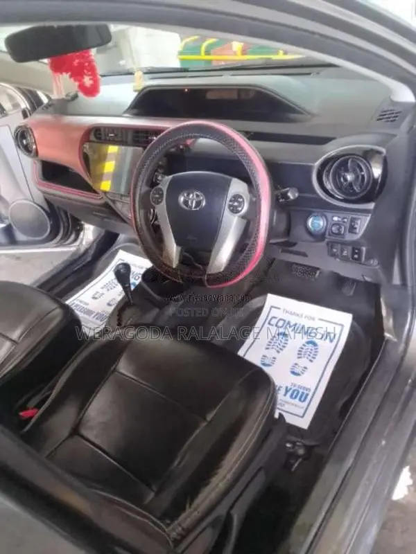 Toyota Aqua 2015 Car (Used)