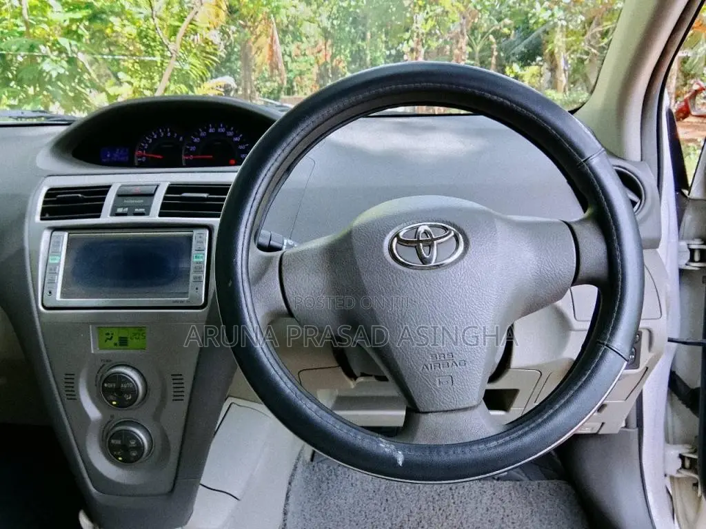 Toyota Belta 2008 Car (Used)