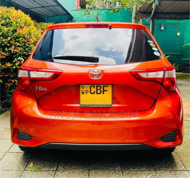 Toyota Vitz Safety 2017 Car (Used)