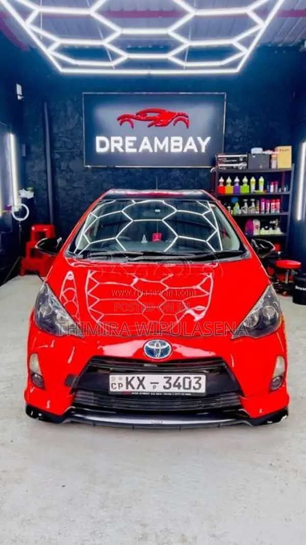 Toyota Aqua 2012 Car (Used)