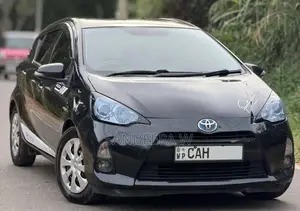 Toyota Aqua 2013 Car (Used)