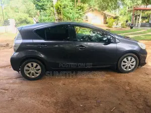 Toyota Aqua 2013 Car (Used)