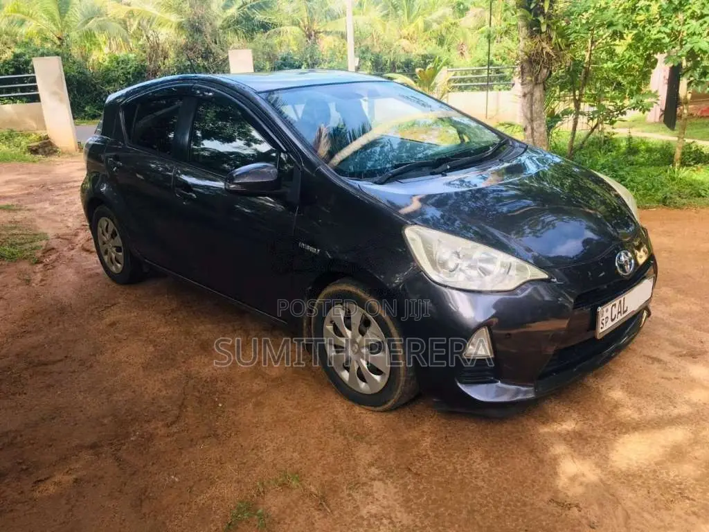 Toyota Aqua 2013 Car (Used)