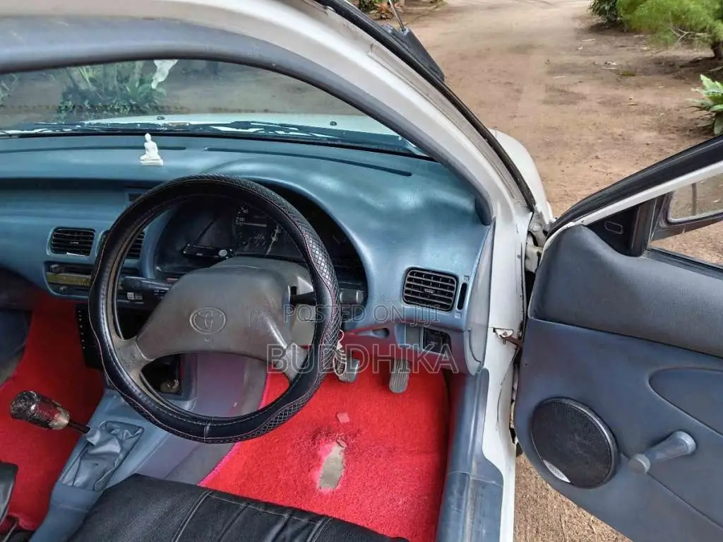 Toyota Corsa NL40 WINDY 1992 Car (Used)