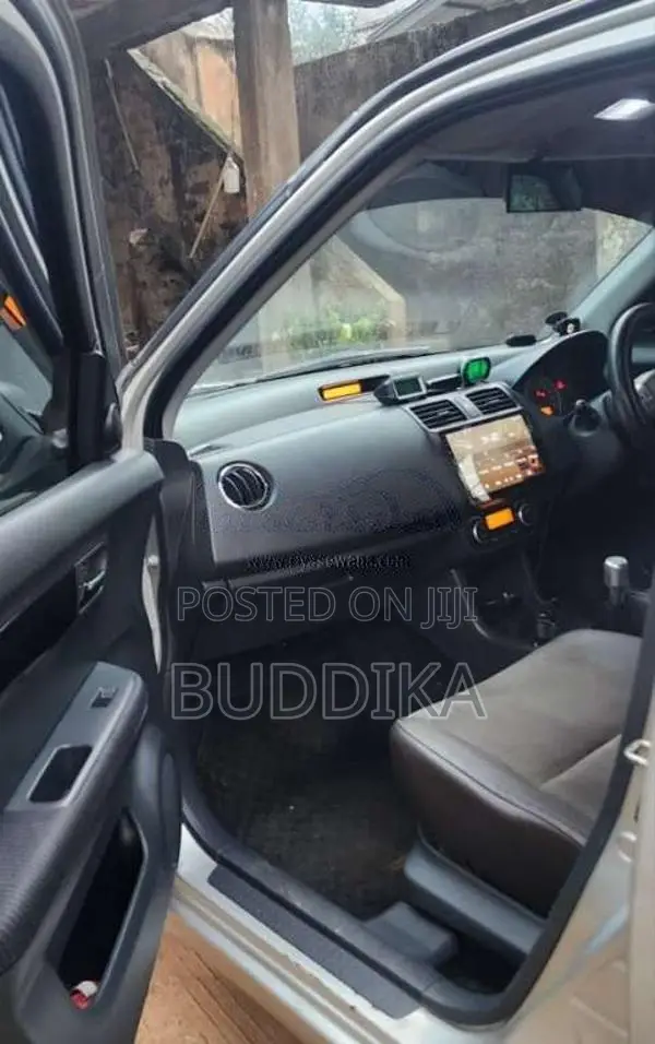 Suzuki Swift ZXI 2007 Car (Used)