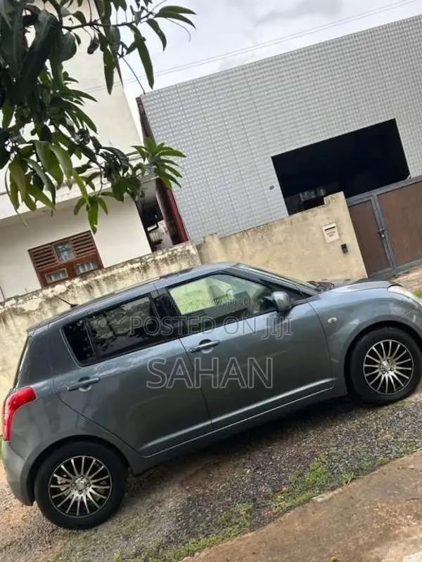 Suzuki Swift 2009 Car (Used)