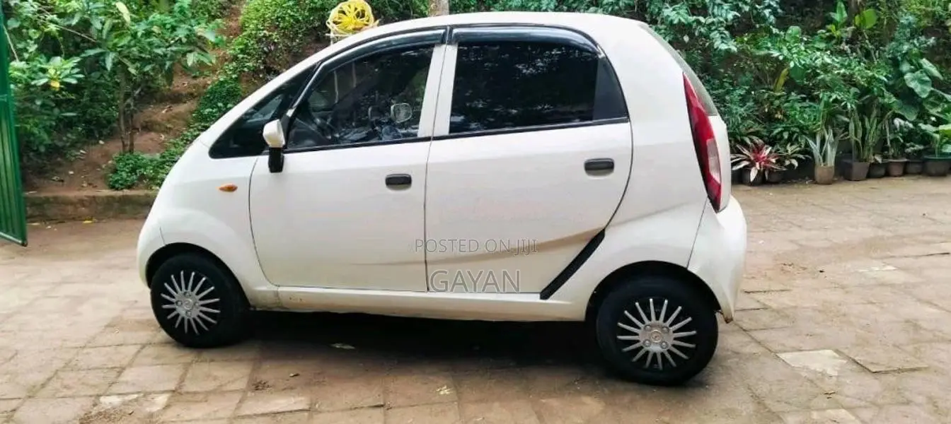 Tata Nano 2011 Car (Used)