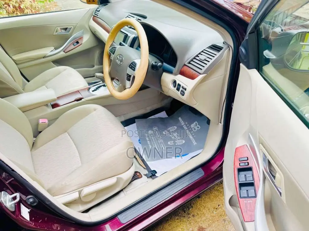 Toyota Allion 260 G 2011 Car (Used)