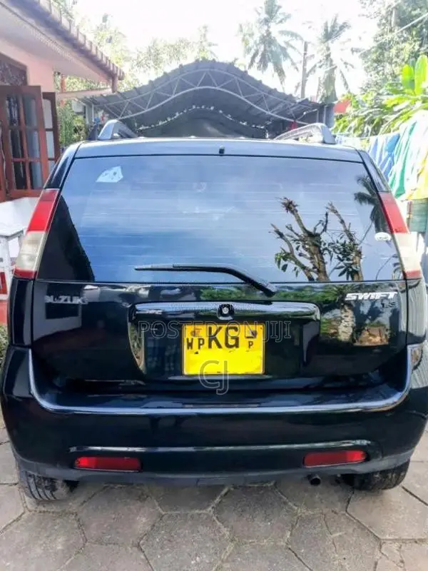 Suzuki Swift 2005 Car (Used)